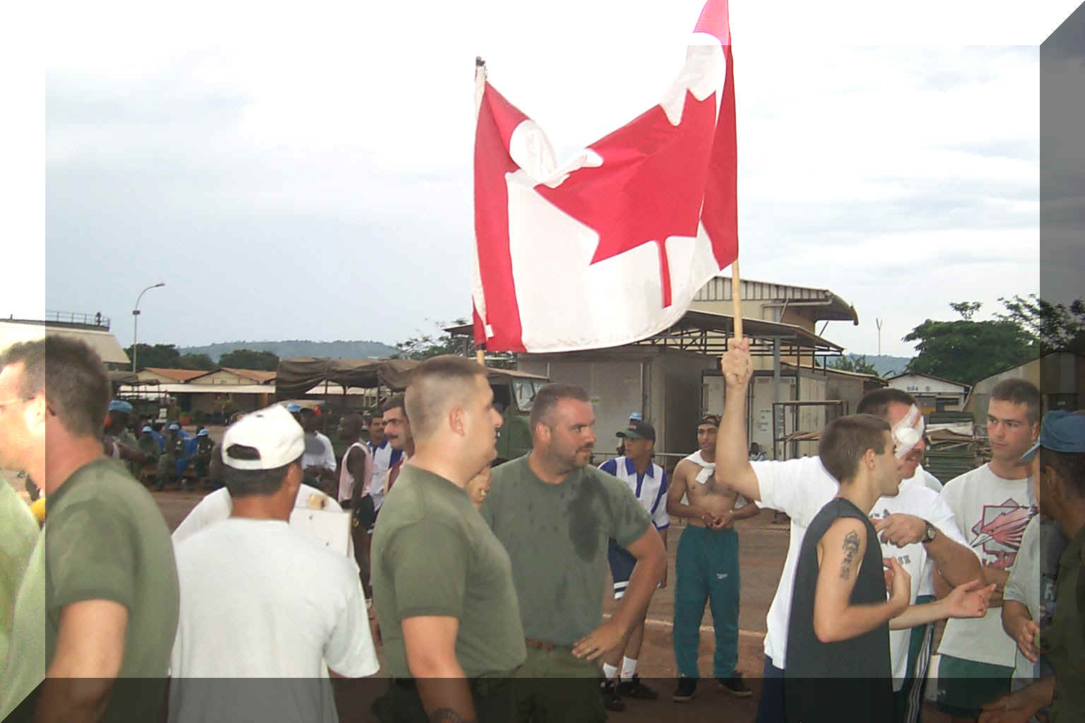 Canadian.jpg (276658 bytes)